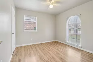 413 Glenhaven Dr, Azle, TX 76020 - Photo 12