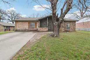 413 Glenhaven Dr, Azle, TX 76020 - Photo 1