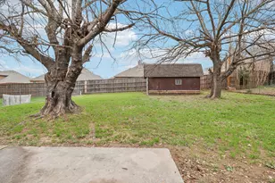 413 Glenhaven Dr, Azle, TX 76020 - Photo 36