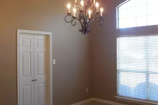 221 S Village Dr, McKinney, TX 75072 - Photo 4