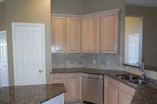 221 S Village Dr, McKinney, TX 75072 - Photo 12