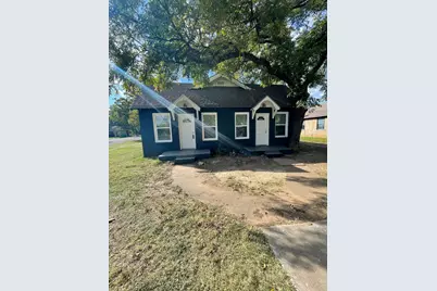 516 S Nueces, Coleman, TX 76384 - Photo 1