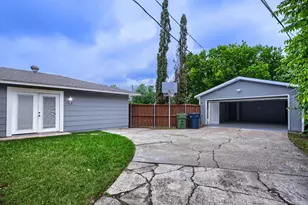 4005 Tynes Dr, Garland, TX 75042 - Photo 4
