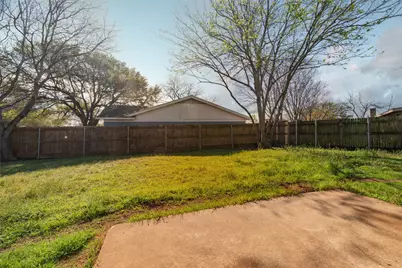 551 Rockledge Drive, Saginaw, TX 76179 - Photo 36