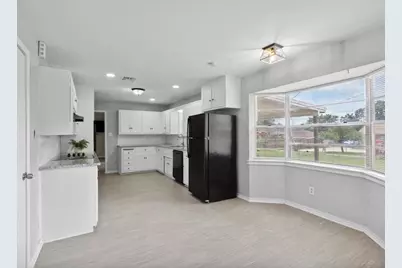 3709 Ashford Avenue, Fort Worth, TX 76133 - Photo 12