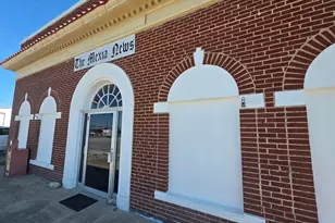 214 N Railroad St, Mexia, TX 76667 - Photo 1