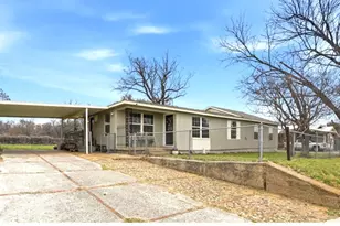 7701 John T White Rd, Fort Worth, TX 76120 - Photo 2