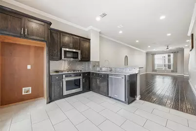 722 E 1st Street, Fort Worth, TX 76102 - Photo 6