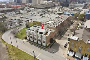 722 E 1st St, Fort Worth, TX 76102 - Photo 26