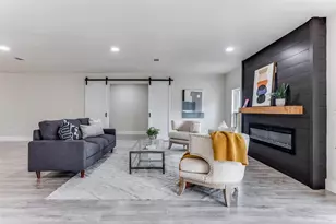 7901 Esquire Ln, Rowlett, TX 75089 - Photo 2