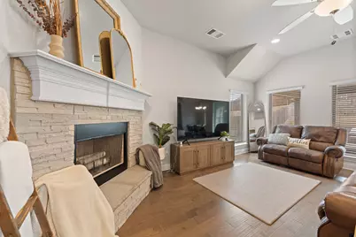 117 St Elias Drive, Burleson, TX 76028 - Photo 10