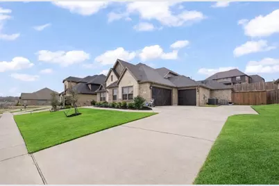 117 St Elias Drive, Burleson, TX 76028 - Photo 2