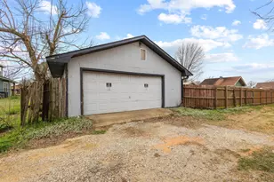 412 Main St, Pottsboro, TX 75076 - Photo 30