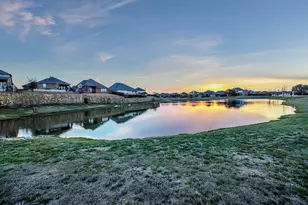 14620 Frog Lake Dr, Fort Worth, TX 76262 - Photo 2