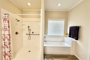 318 E 4th St, Lindsay, TX 76250 - Photo 20