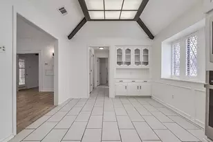 9922 Hickory Crossing, Dallas, TX 75243 - Photo 10