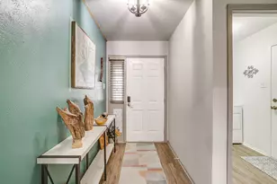 306 Tahiti Dr, Granbury, TX 76048 - Photo 6