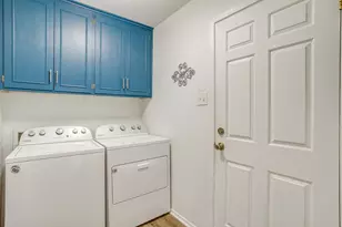 306 Tahiti Dr, Granbury, TX 76048 - Photo 28