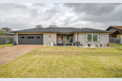 306 Tahiti Drive, Granbury, TX 76048 - Photo 36