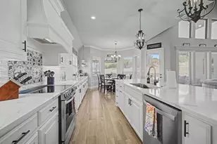 2104 Cash Point Ct, Granbury, TX 76049 - Photo 10