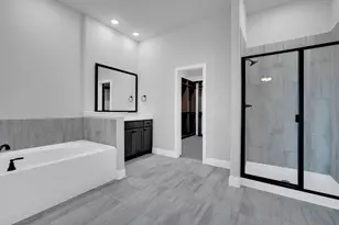 128 Lila Lk Dr, Waxahachie, TX 75165 - Photo 18