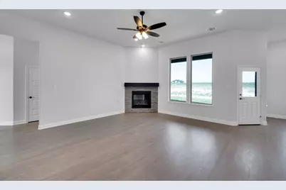 128 Lila Lake Drive, Waxahachie, TX 75165 - Photo 8