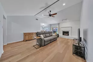 401 Ferenz Ct, Crowley, TX 76036 - Photo 2