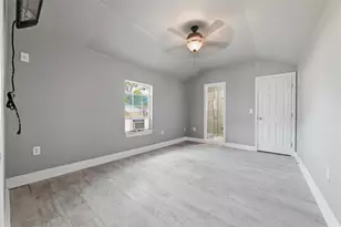 1606 Davis Blvd, Garland, TX 75042 - Photo 30