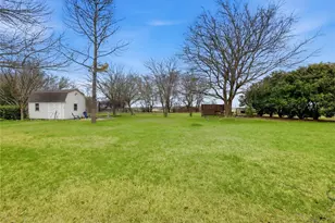 135 Hightower St, Hillsboro, TX 76645 - Photo 14