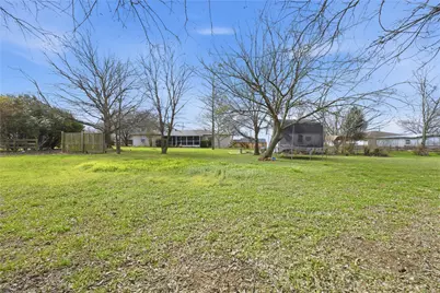 135 Hightower Street, Hillsboro, TX 76645 - Photo 18