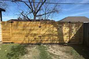 920 S Montreal Ave, Dallas, TX 75208 - Photo 24