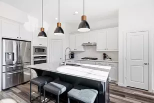 421 Blue Crk Cv, McKinney, TX 75071 - Photo 10