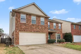 5016 Meridian Ln, Fort Worth, TX 76244 - Photo 2