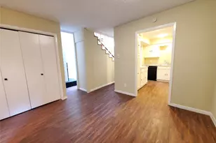 12735 Burninglog Ln, Dallas, TX 75243 - Photo 6