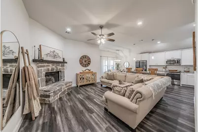 141 Maverick Lane, Pilot Point, TX 76258 - Photo 16