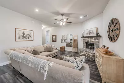 141 Maverick Lane, Pilot Point, TX 76258 - Photo 18