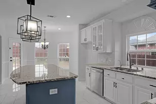 12350 Honeyflower Dr, Frisco, TX 75035 - Photo 10