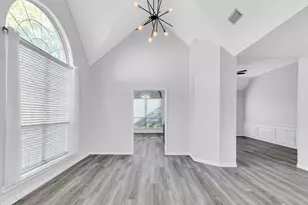 5105 Haydenbend Cir, Grapevine, TX 76051 - Photo 10