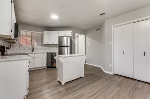 3876 Dalston Ln, Plano, TX 75023 - Photo 8