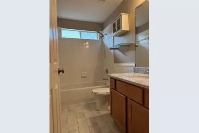 4442 Sharpsburg Drive, Grand Prairie, TX 75052 - Photo 2