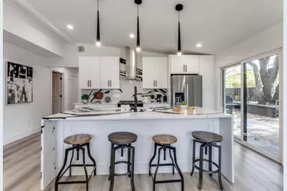 13306 Flagstone Lane, Dallas, TX 75240 - Photo 4