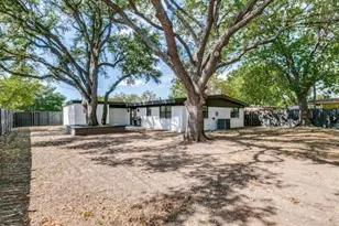 13306 Flagstone Ln, Dallas, TX 75240 - Photo 20