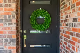 904 Meadowlark Ln, Granbury, TX 76048 - Photo 4