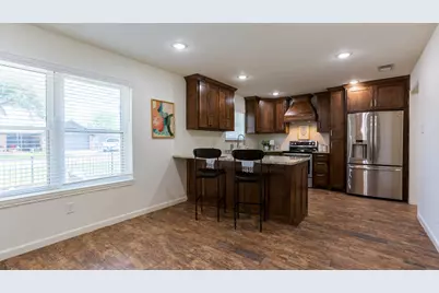 904 Meadowlark Lane, Granbury, TX 76048 - Photo 8