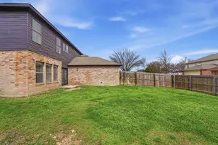 304 Sandlewood Ln, Cedar Hill, TX 75104 - Photo 34