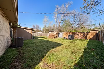 1716 John Smith Drive, Irving, TX 75061 - Photo 18