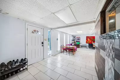 1716 John Smith Drive, Irving, TX 75061 - Photo 2