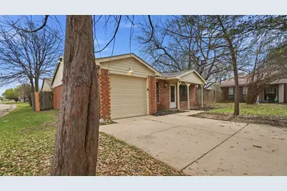 447 Vincent Street, Cedar Hill, TX 75104 - Photo 1