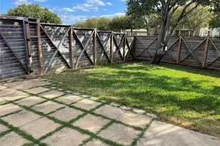 9701 Spring Dr, Frisco, TX 75035 - Photo 18