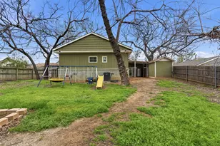 208 E Columbia St, Weatherford, TX 76086 - Photo 26